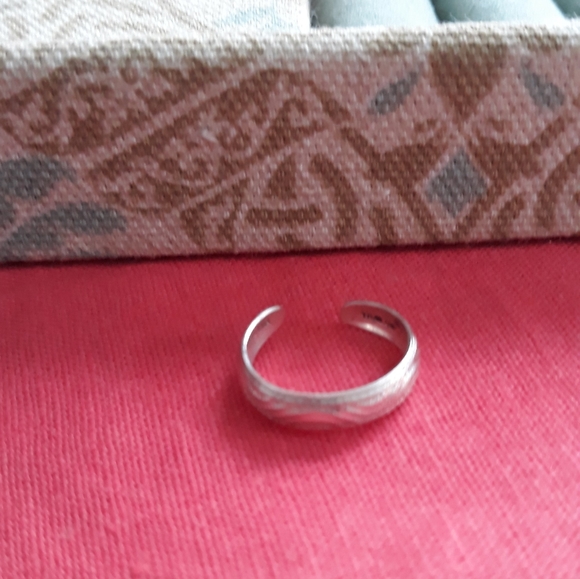 ❤❤925 SILVER RING SIZE 4 - Picture 5 of 11
